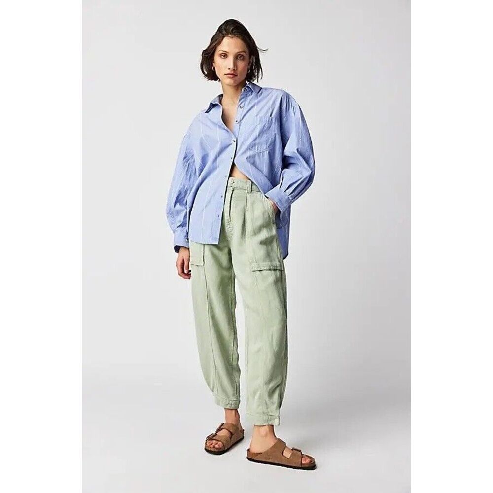 NWT MOTHER The Patch Pocket Chute Flood Pants Size 26 Womens Jeans
